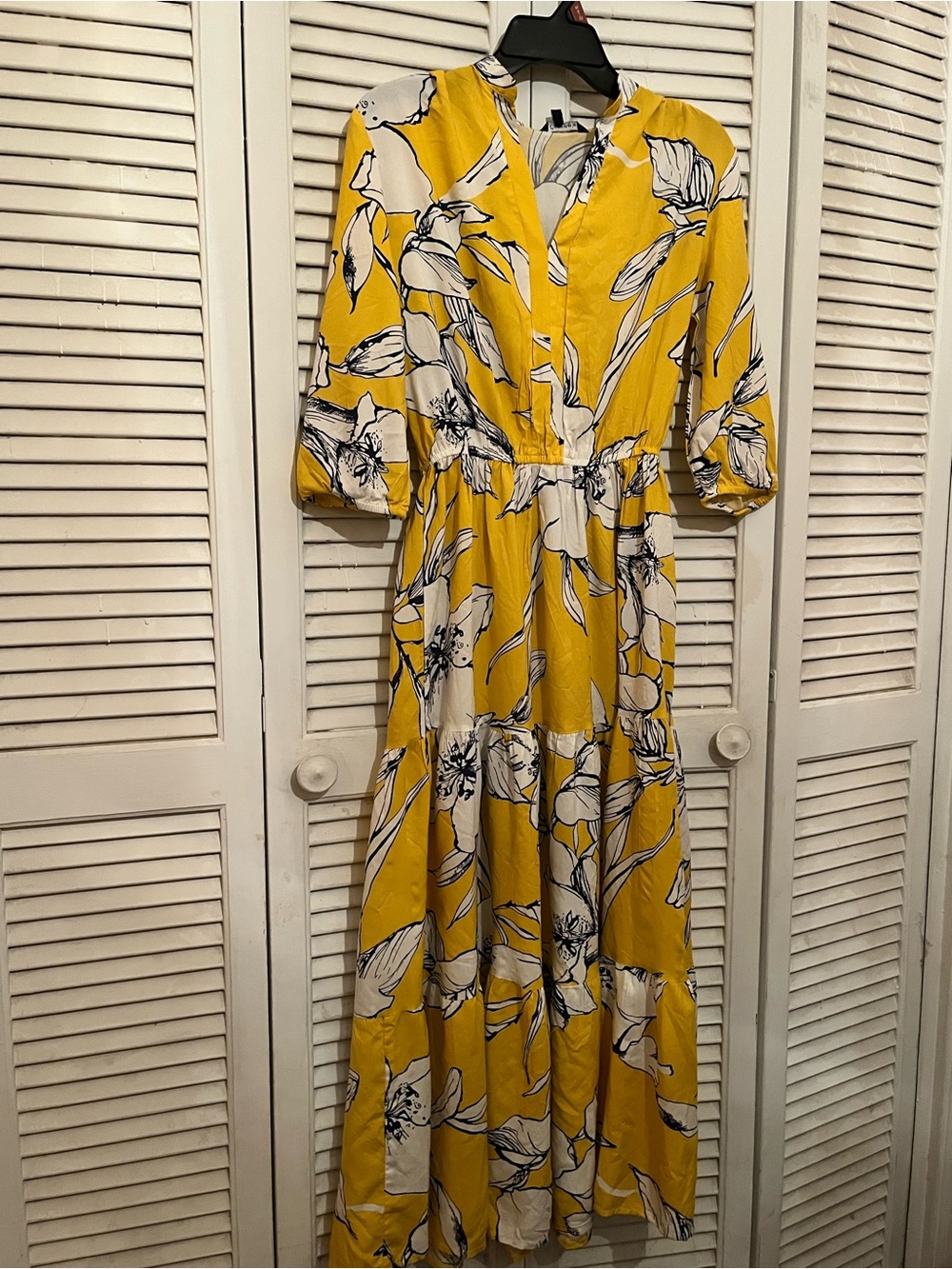 Cassee’s Yellow Floral Maxi Dress Three-Quarter Sleeves Size Small 100% Rayon